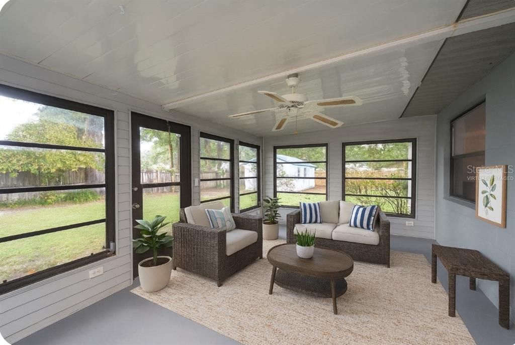 Active With Contract: $230,000 (4 beds, 2 baths, 1384 Square Feet)