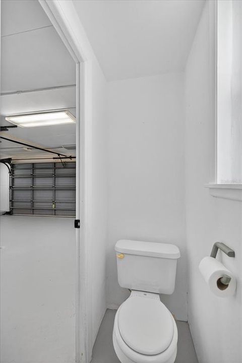 For Sale: $955,000 (4 beds, 3 baths, 2412 Square Feet)