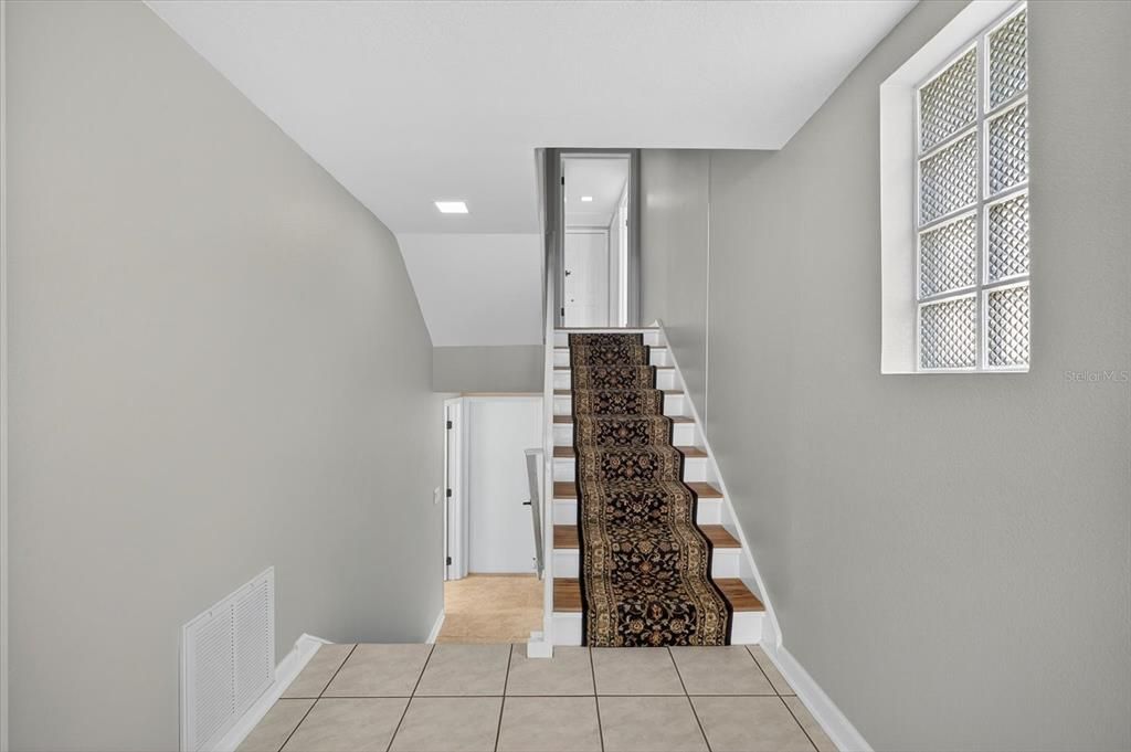 For Sale: $955,000 (4 beds, 3 baths, 2412 Square Feet)