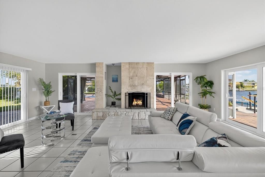 For Sale: $955,000 (4 beds, 3 baths, 2412 Square Feet)