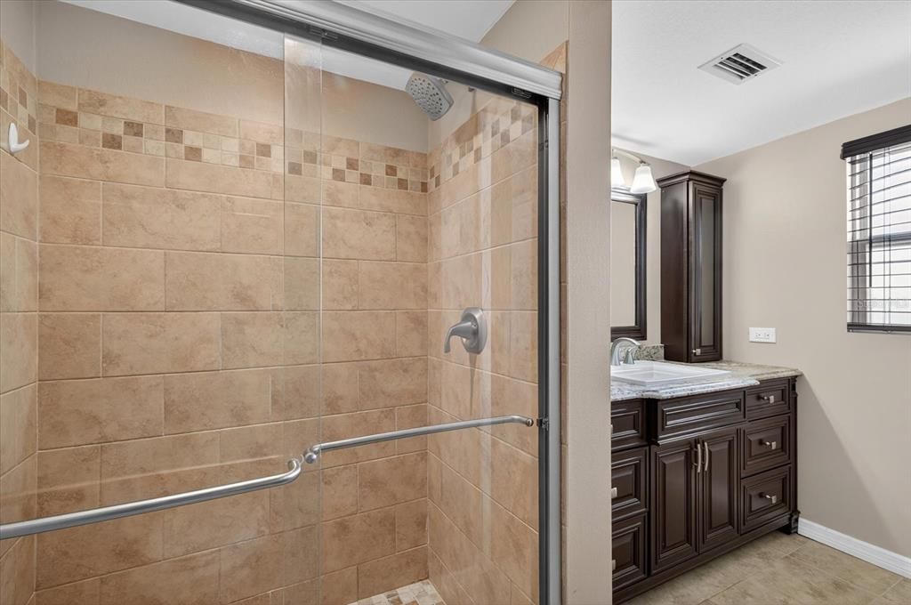 For Sale: $955,000 (4 beds, 3 baths, 2412 Square Feet)