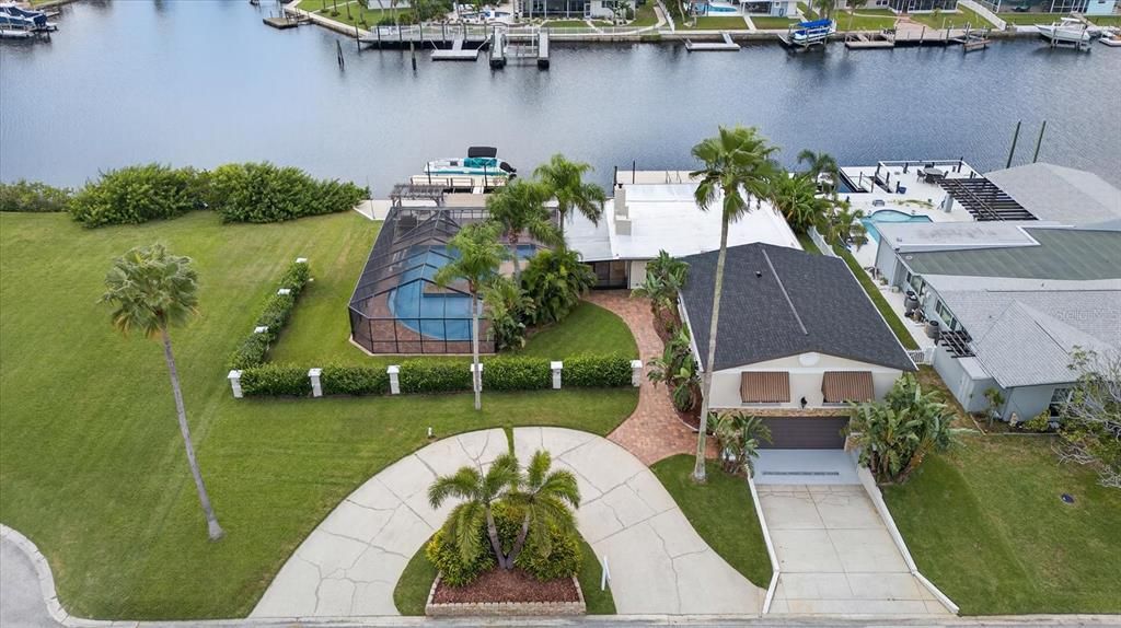 For Sale: $955,000 (4 beds, 3 baths, 2412 Square Feet)