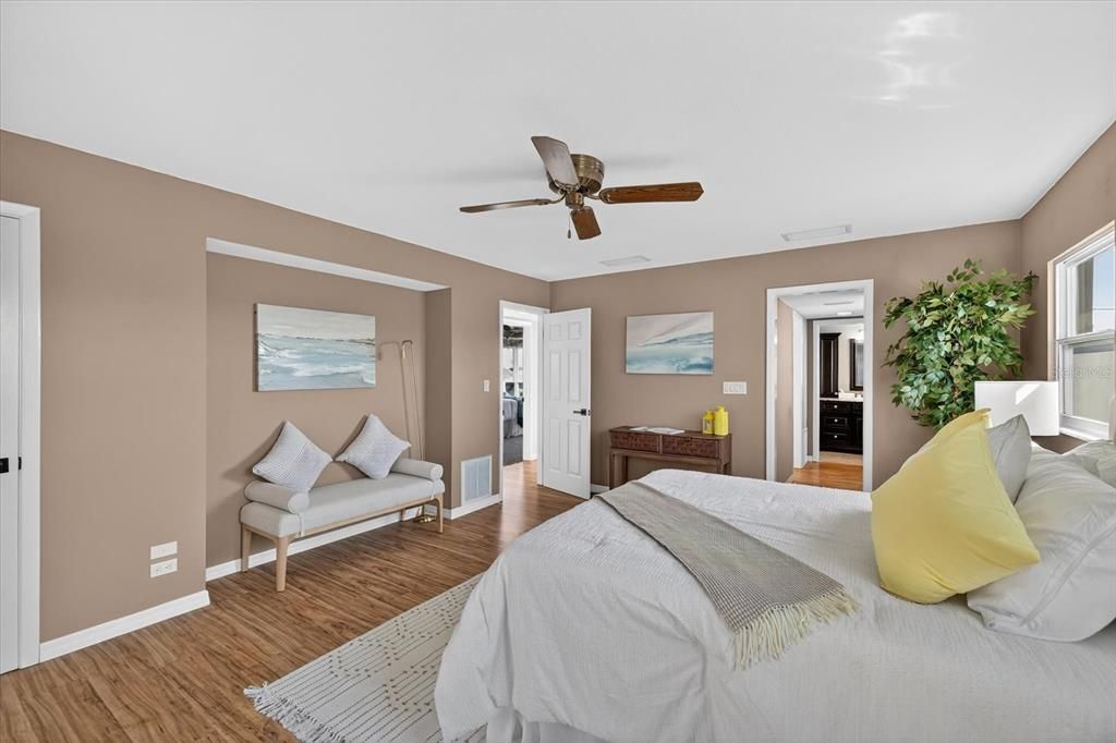 For Sale: $955,000 (4 beds, 3 baths, 2412 Square Feet)