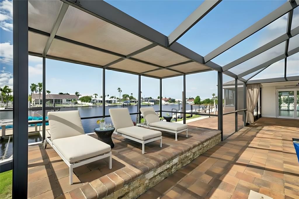 For Sale: $955,000 (4 beds, 3 baths, 2412 Square Feet)