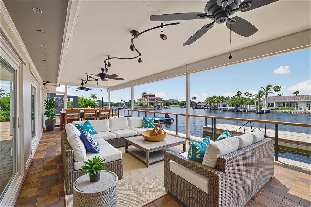 For Sale: $955,000 (4 beds, 3 baths, 2412 Square Feet)