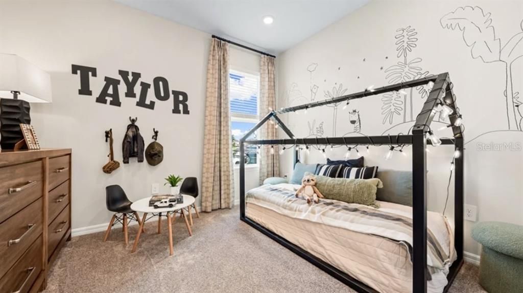 For Sale: $549,000 (4 beds, 3 baths, 2394 Square Feet)