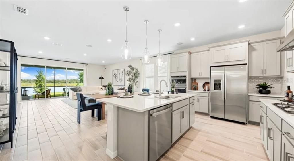 For Sale: $549,000 (4 beds, 3 baths, 2394 Square Feet)