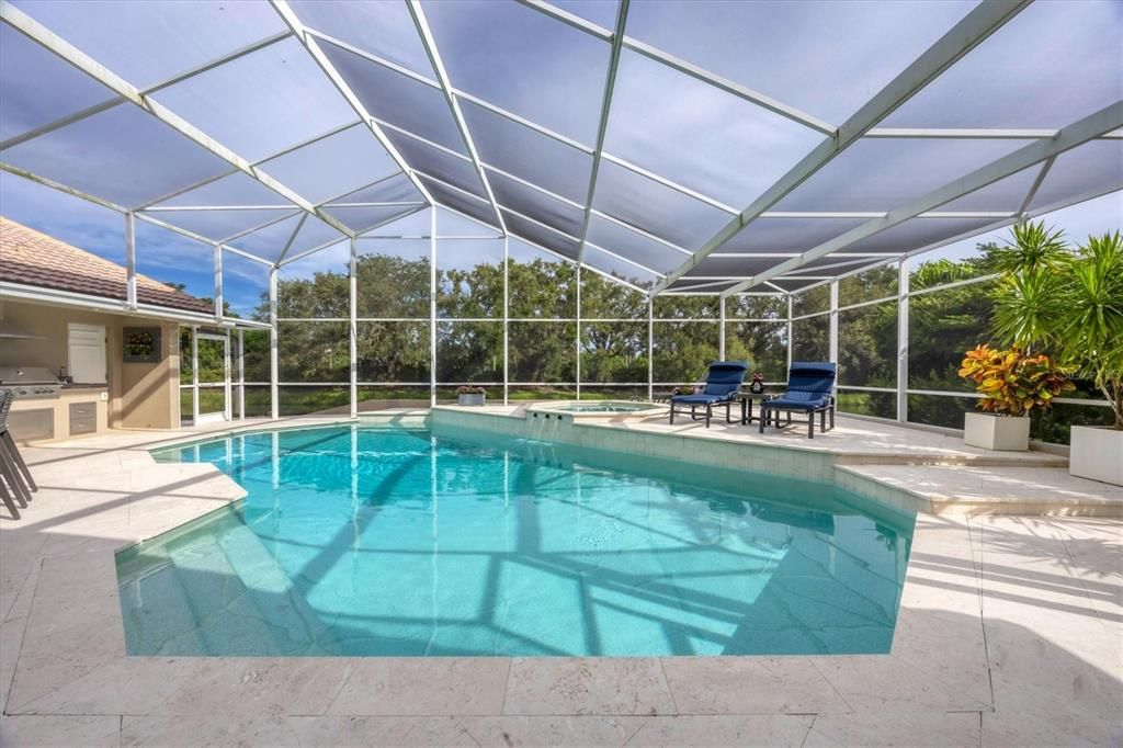 Под контрактом: $1,600,000 (4 спален, 3 ванн, 3669 Квадратных фут)