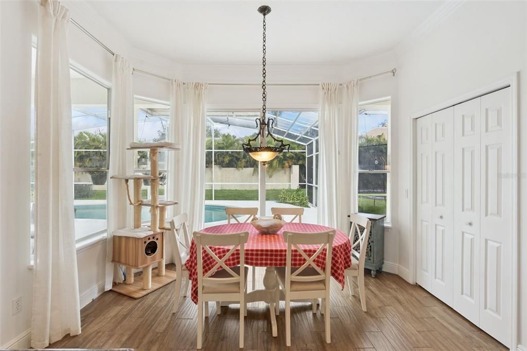 待售: $889,000 (4 贝兹, 3 浴室, 2908 平方英尺)