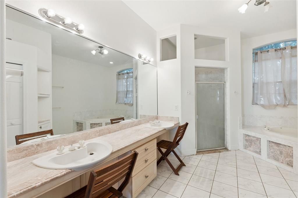 待售: $889,000 (4 贝兹, 3 浴室, 2908 平方英尺)