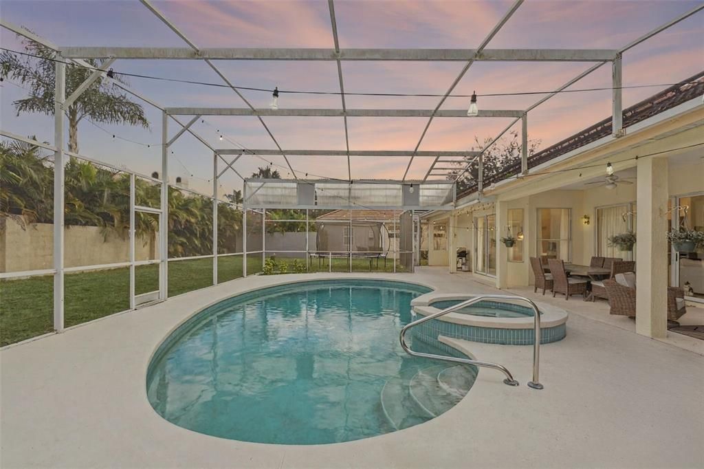 待售: $889,000 (4 贝兹, 3 浴室, 2908 平方英尺)