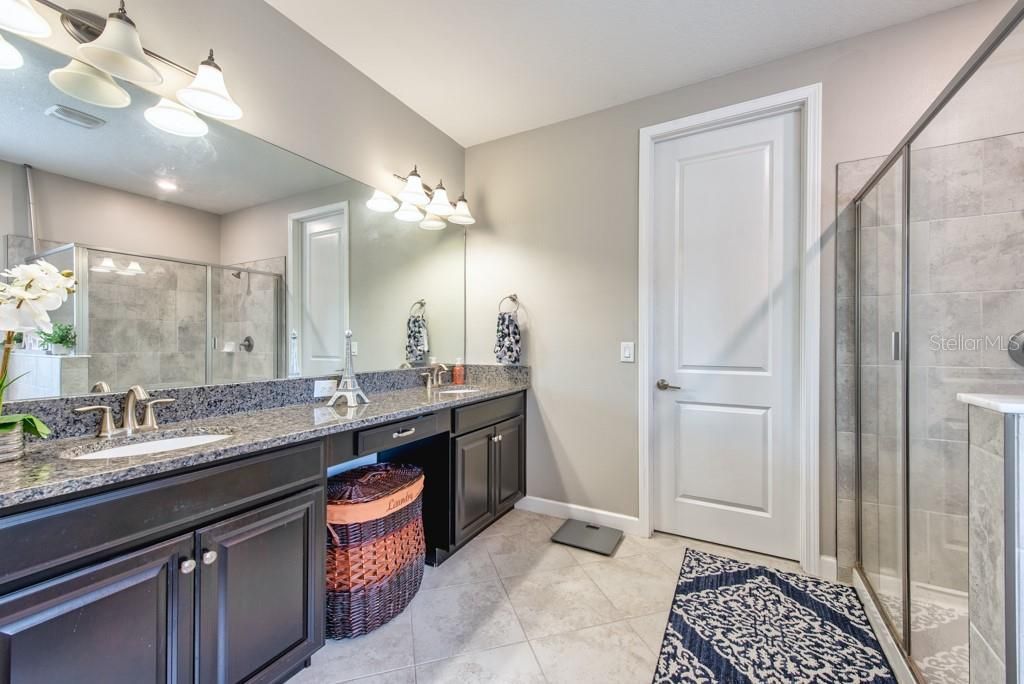 For Sale: $649,000 (5 beds, 3 baths, 3730 Square Feet)