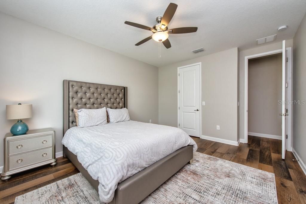 For Sale: $649,000 (5 beds, 3 baths, 3730 Square Feet)