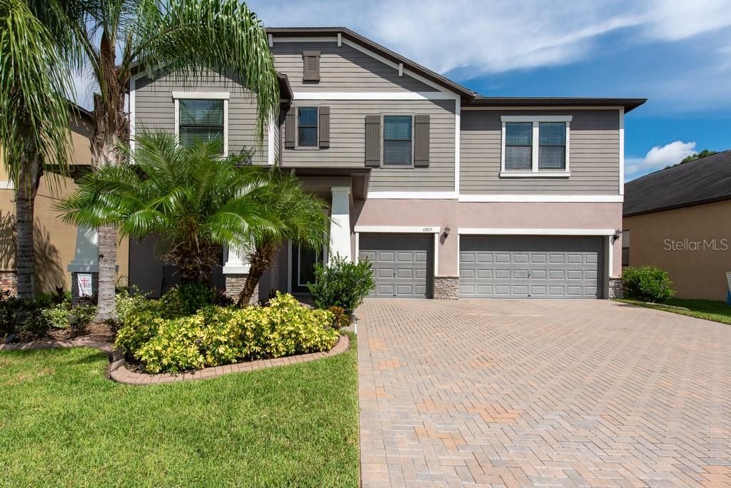 For Sale: $649,000 (5 beds, 3 baths, 3730 Square Feet)