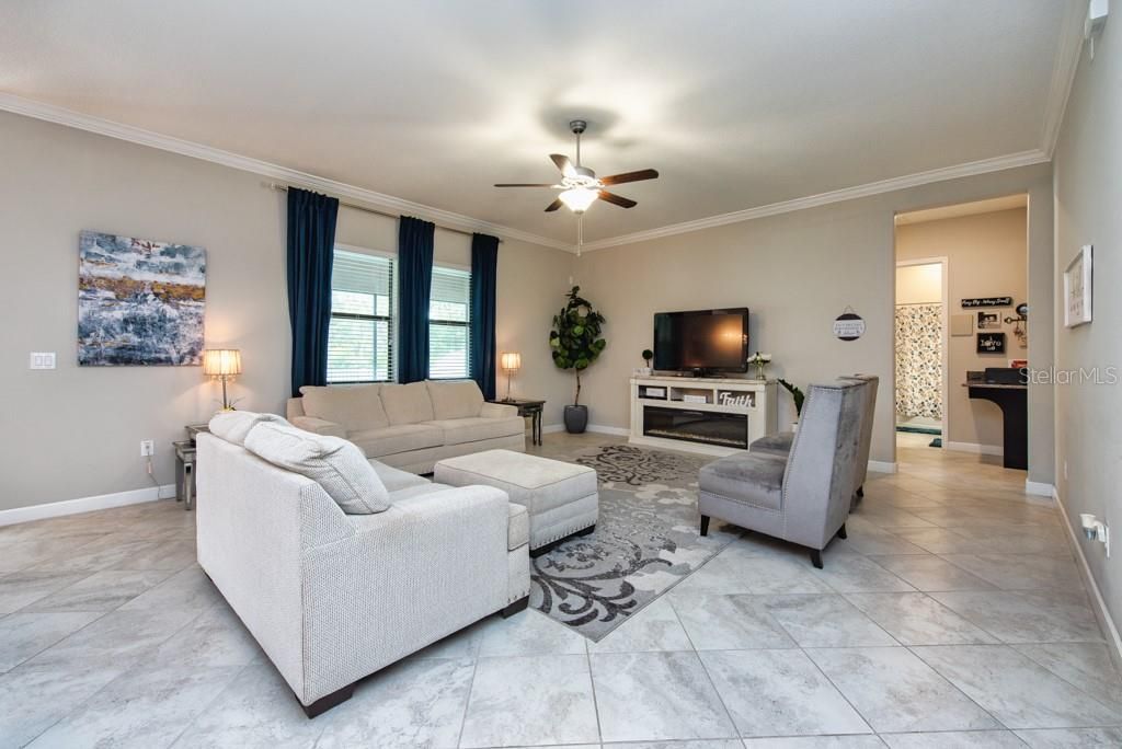 For Sale: $649,000 (5 beds, 3 baths, 3730 Square Feet)