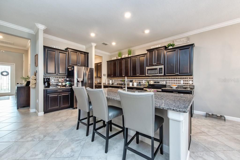 For Sale: $649,000 (5 beds, 3 baths, 3730 Square Feet)