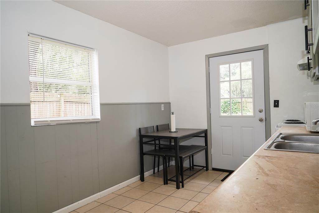 En Venta: $159,000 (2 camas, 1 baños, 800 Pies cuadrados)