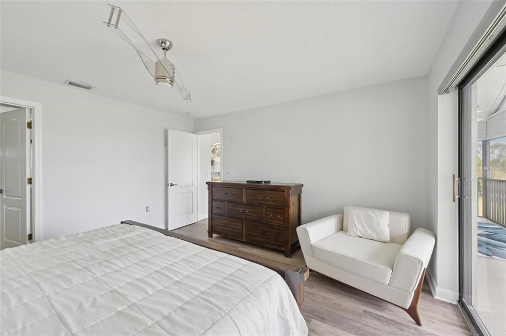 出租: $2,900 (3 贝兹, 3 浴室, 1805 平方英尺)