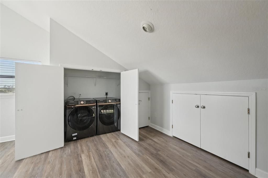 出租: $2,900 (3 贝兹, 3 浴室, 1805 平方英尺)