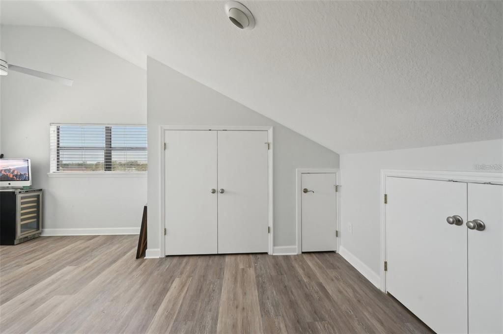 出租: $2,900 (3 贝兹, 3 浴室, 1805 平方英尺)