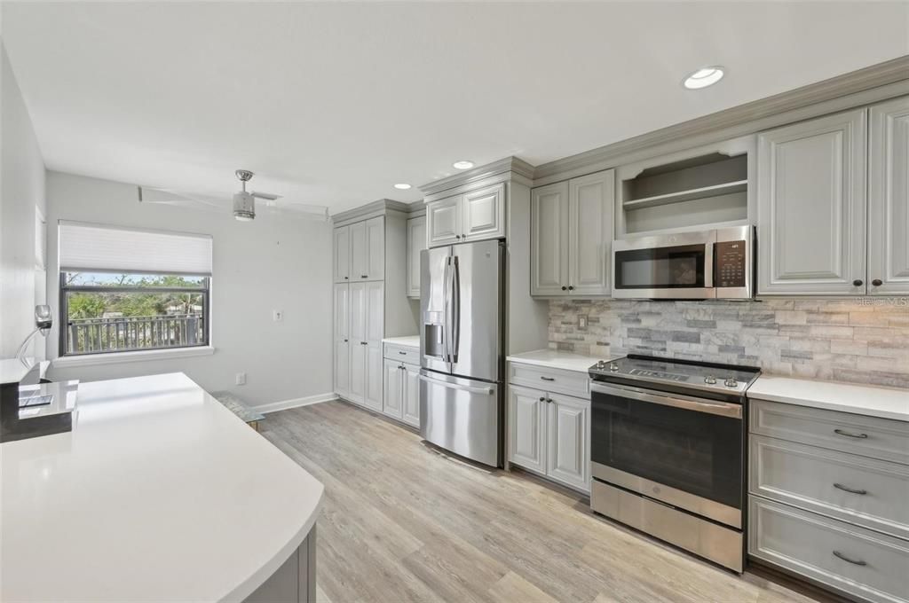 出租: $2,900 (3 贝兹, 3 浴室, 1805 平方英尺)