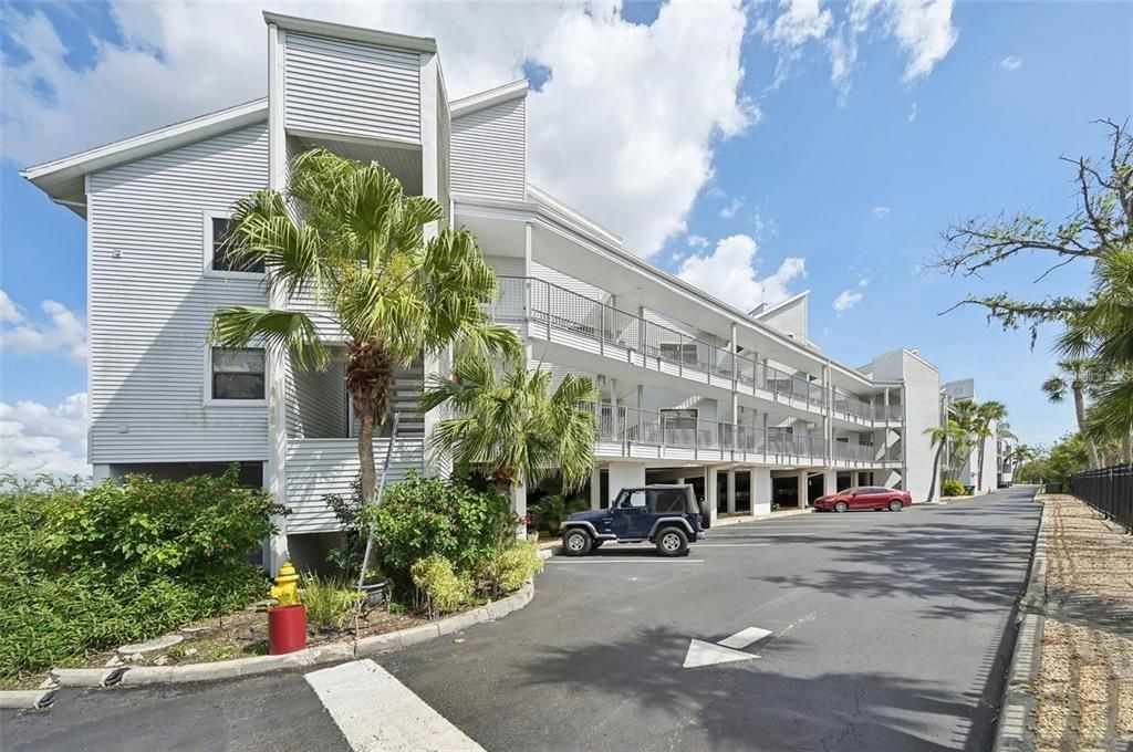 出租: $2,900 (3 贝兹, 3 浴室, 1805 平方英尺)