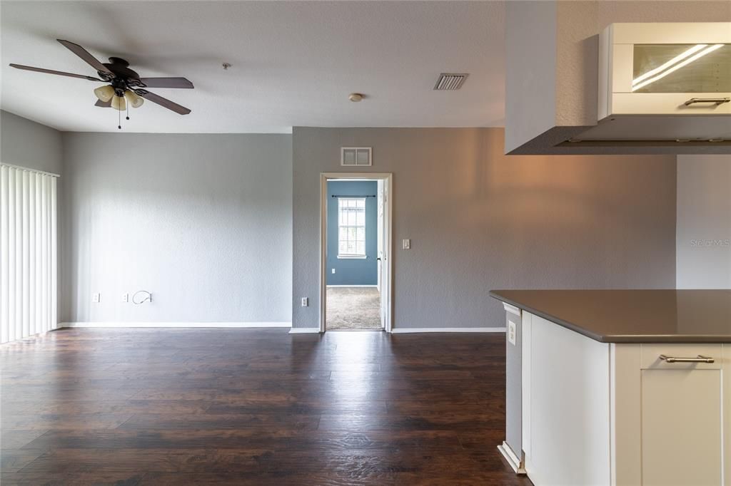 En Venta: $148,000 (2 camas, 2 baños, 1093 Pies cuadrados)