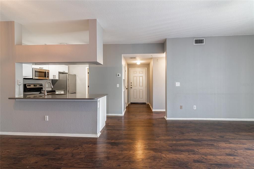 En Venta: $148,000 (2 camas, 2 baños, 1093 Pies cuadrados)