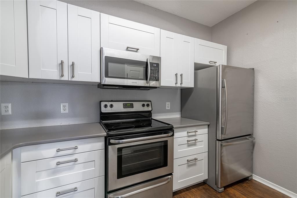 En Venta: $148,000 (2 camas, 2 baños, 1093 Pies cuadrados)