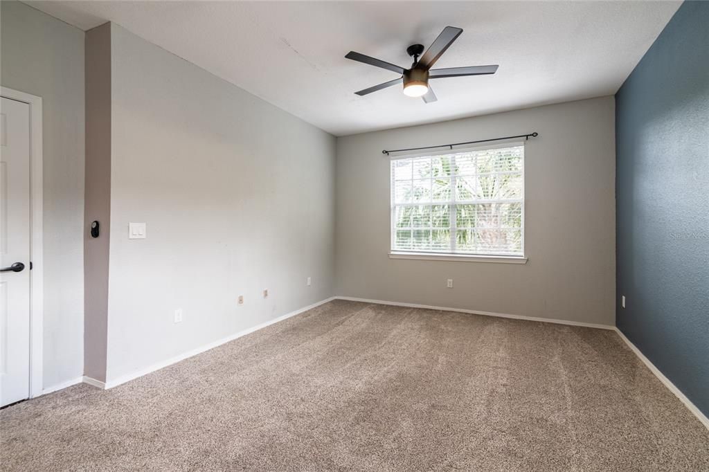 En Venta: $148,000 (2 camas, 2 baños, 1093 Pies cuadrados)