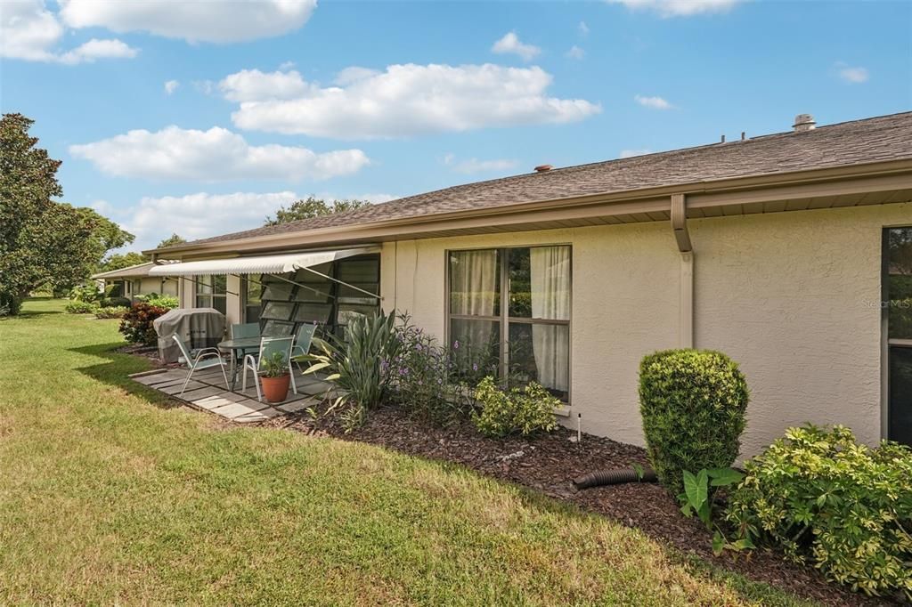 For Sale: $189,900 (2 beds, 2 baths, 1394 Square Feet)