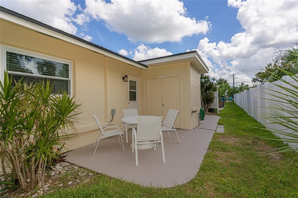 合同活跃: $2,095,000 (10 贝兹, 0 浴室, 3946 平方英尺)