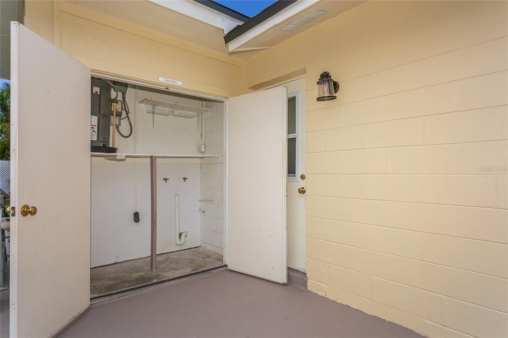 合同活跃: $2,095,000 (10 贝兹, 0 浴室, 3946 平方英尺)