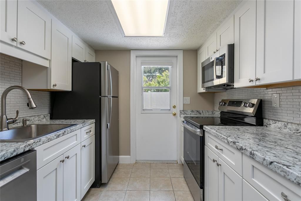 合同活跃: $2,095,000 (10 贝兹, 0 浴室, 3946 平方英尺)