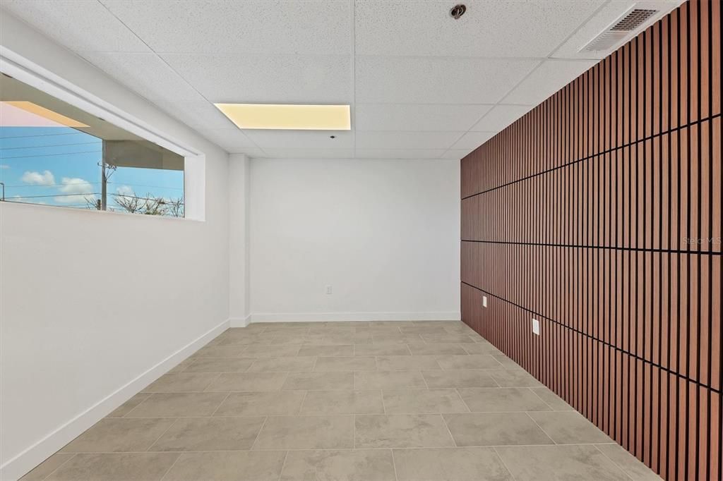 For Sale: $150,000 (0 beds, 0 baths, 968 Square Feet)