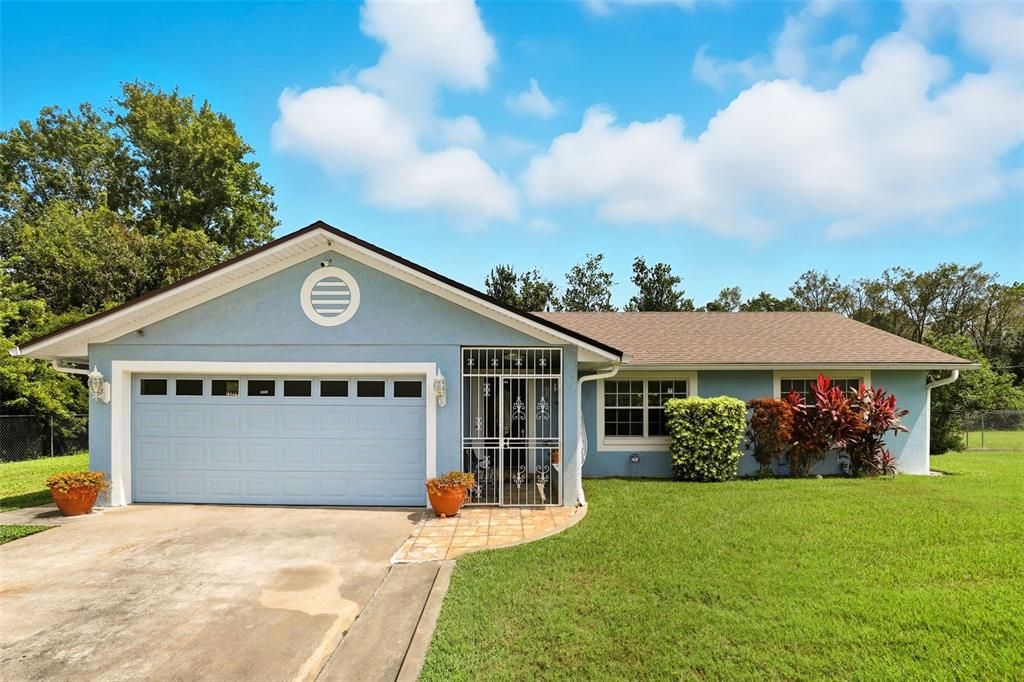 Под контрактом: $525,000 (4 спален, 2 ванн, 2232 Квадратных фут)