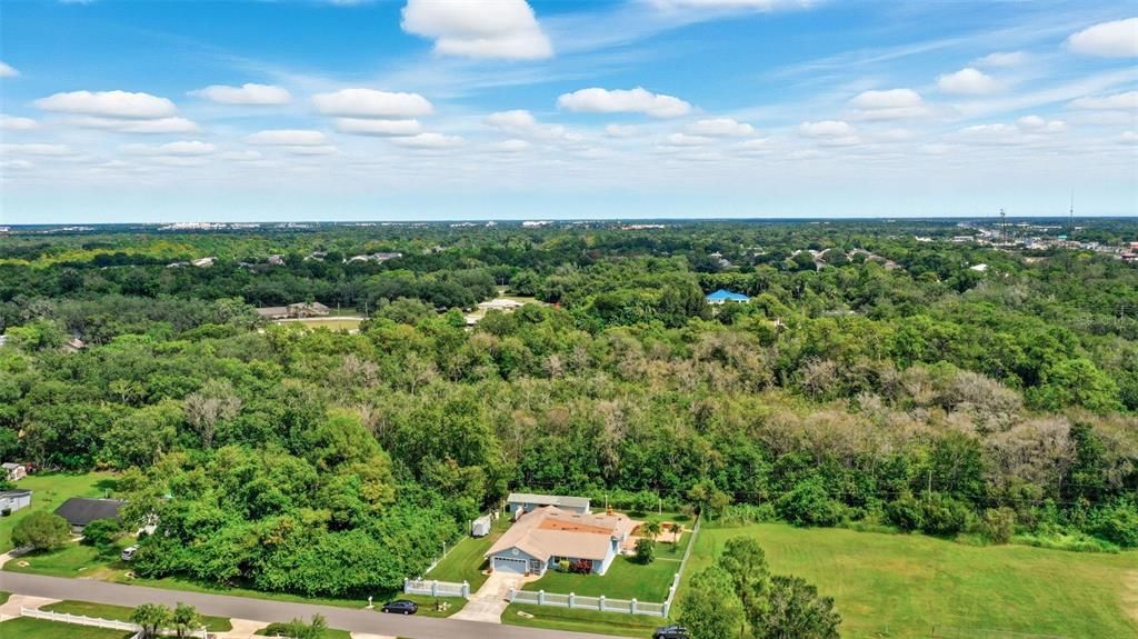 Под контрактом: $525,000 (4 спален, 2 ванн, 2232 Квадратных фут)