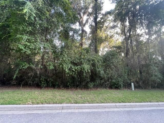 合同活跃: $149,900 (1.10 acres)