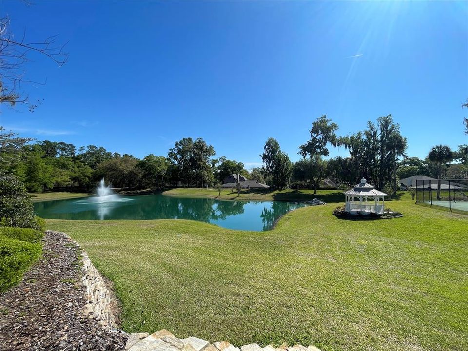 合同活跃: $149,900 (1.10 acres)