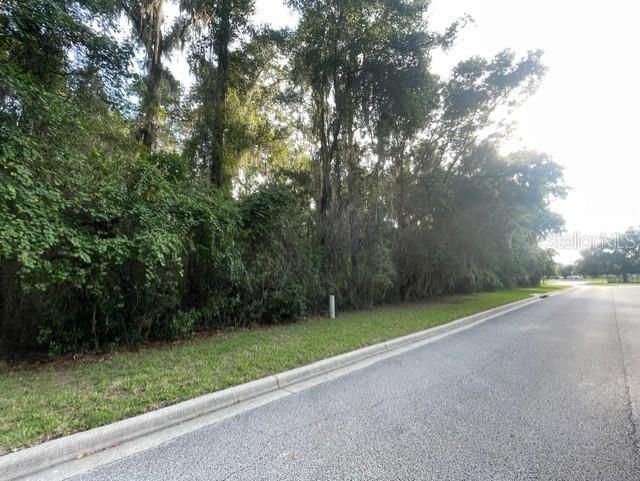 合同活跃: $149,900 (1.10 acres)