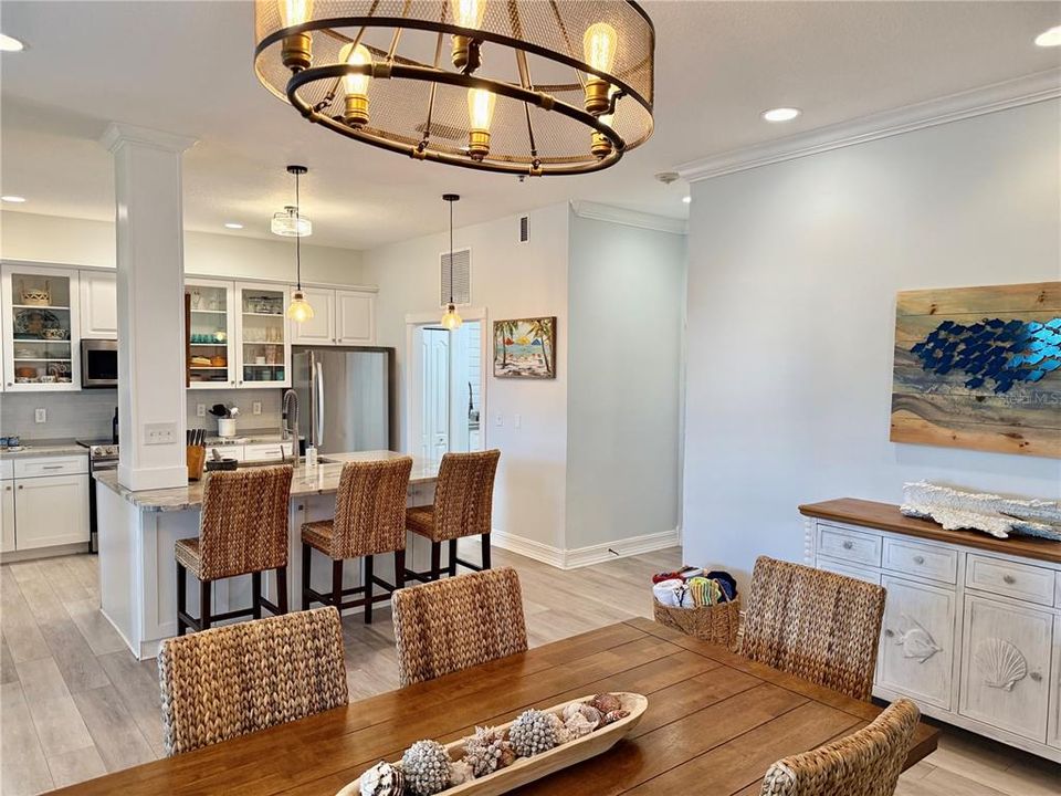 En Venta: $1,399,000 (3 camas, 3 baños, 2300 Pies cuadrados)