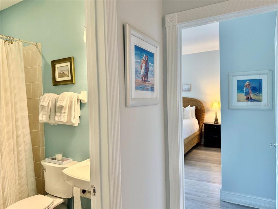 En Venta: $1,399,000 (3 camas, 3 baños, 2300 Pies cuadrados)