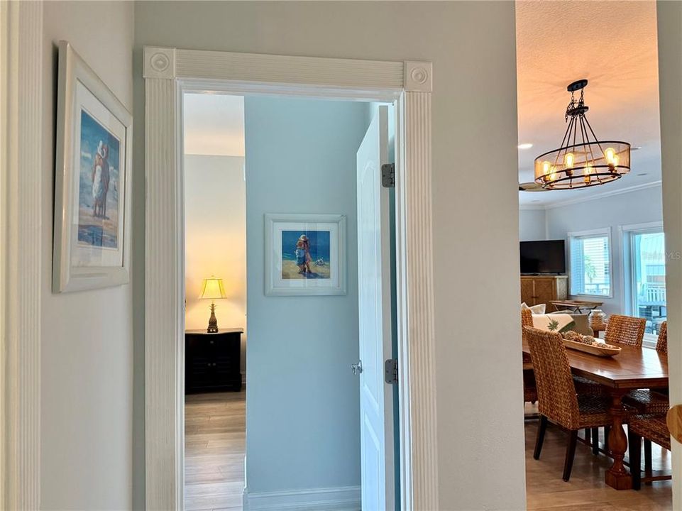 En Venta: $1,399,000 (3 camas, 3 baños, 2300 Pies cuadrados)