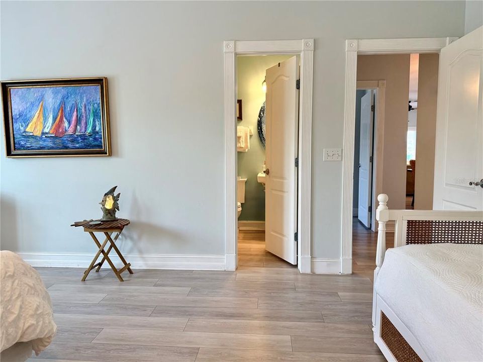 En Venta: $1,399,000 (3 camas, 3 baños, 2300 Pies cuadrados)