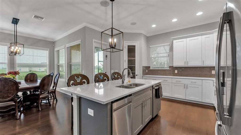 待售: $699,900 (3 贝兹, 2 浴室, 2911 平方英尺)