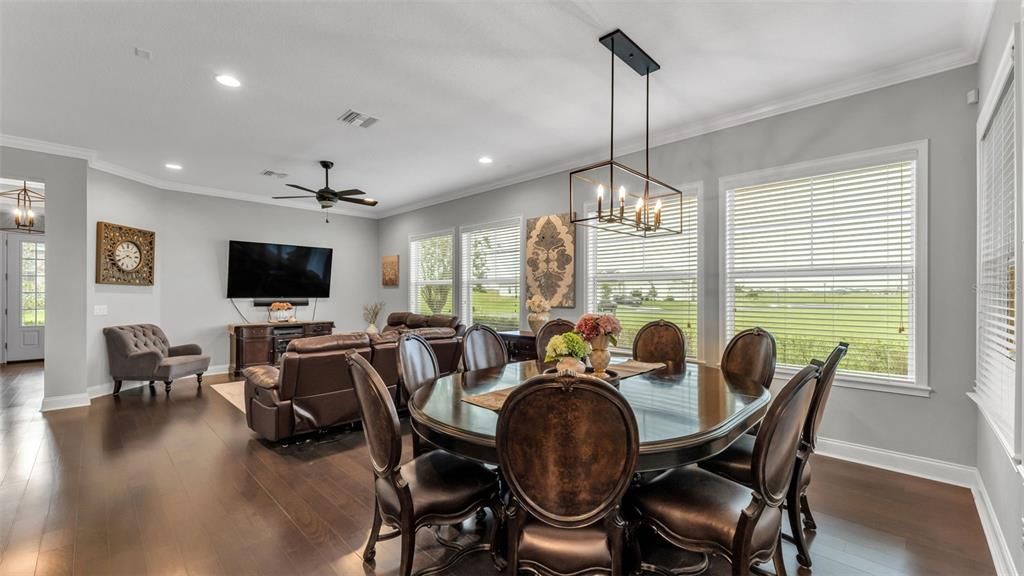 待售: $699,900 (3 贝兹, 2 浴室, 2911 平方英尺)