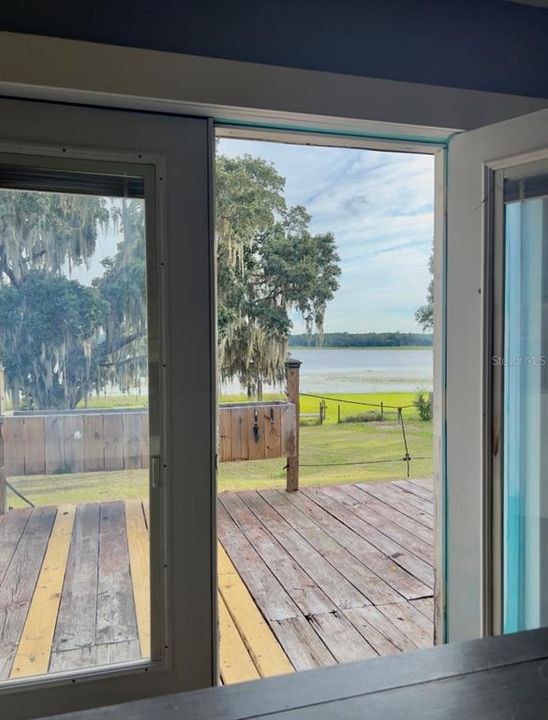 For Sale: $260,000 (3 beds, 2 baths, 1513 Square Feet)