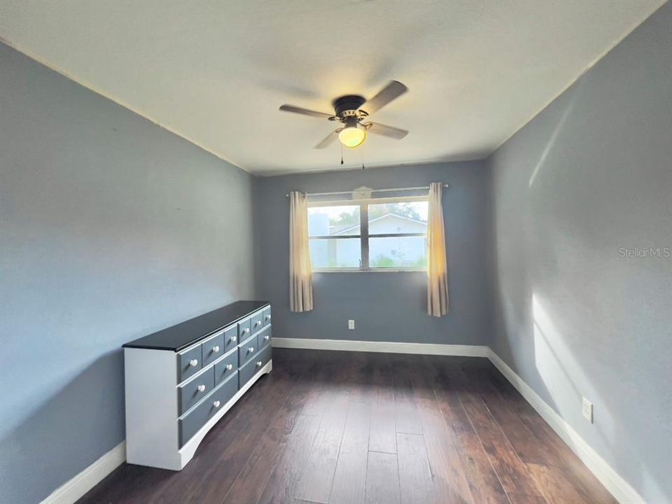 For Sale: $260,000 (3 beds, 2 baths, 1513 Square Feet)