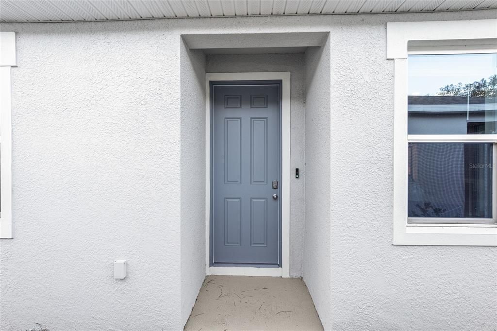 Activo con contrato: $299,500 (2 camas, 2 baños, 1571 Pies cuadrados)