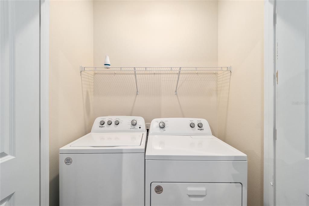 Activo con contrato: $299,500 (2 camas, 2 baños, 1571 Pies cuadrados)